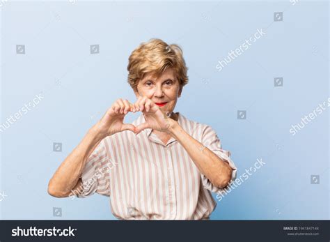 2767 Old Lady Heart Hand Images Stock Photos 3d Objects And Vectors