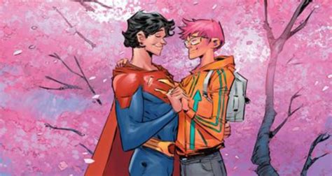 Criador de quadrinhos compara Marvel e DC a equivalente a um bar gay de histórias em quadrinhos