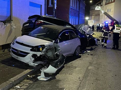 Fotos Betrunkener Lkw Fahrer Verw Stet Wohngebiet In F Rth