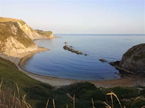 Lulworth Cove Dorset Tourist Attractions In Dorset England