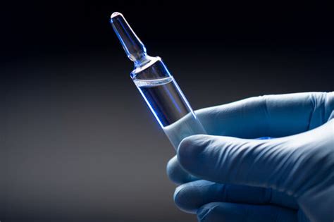 "Ampoule Bilder – Durchsuchen 300,565 Archivfotos, Vektorgrafiken und ...