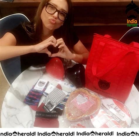 Jessica Alba Cute And Hot Photos Collection Set