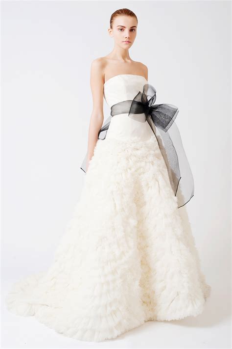 A simple guide for different Wedding Dress Styles