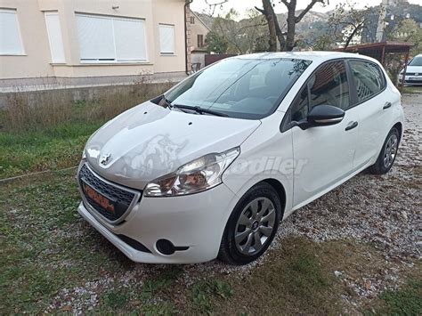 Peugeot 208 1 4 HDI Cijena 5750 Crna Gora Cetinje Cetinje