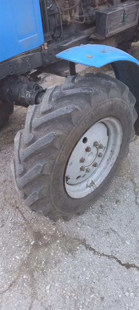 Продам резину мтз 82