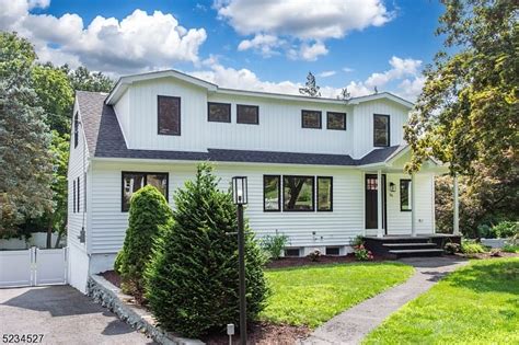25 Butternut Ave Midland Park Nj 07432 Mls 3855944 Zillow