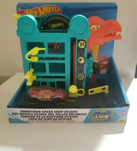 HOT WHEELS CITY Ghost Garage Play Car Track Set Escape The Scary Ghost New 19 40 PicClick UK