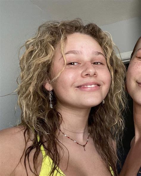 Pin By Amy On Ruby Rose Turner Ruby Rose Beautiful Girls Blonde Girl