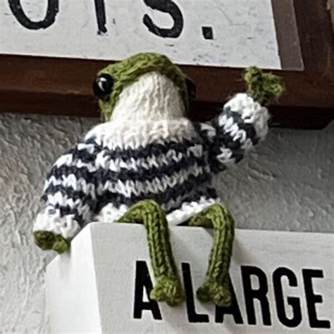 Knitted Frog In Dress Knitted Frog In Sweater Movable Froggy Frog And