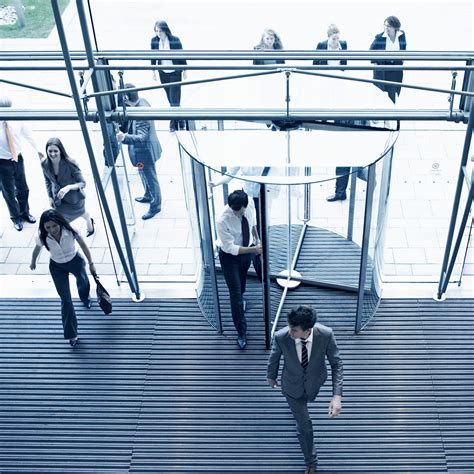 New market trends will make it easier to buy houses soon 14