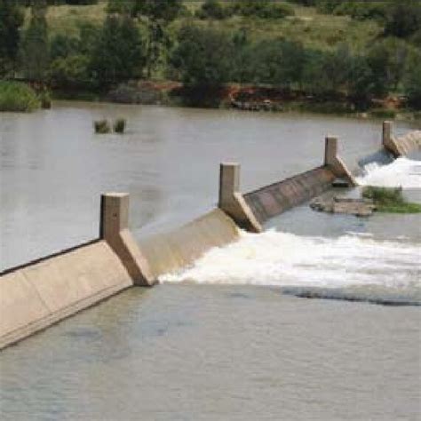 Example Of A Compound Sharp Crested Weir In The Vaal River Downstream Download Scientific