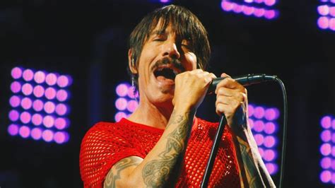 Em Um Morumbi Completamente Lotado O Red Hot Chili Peppers Vibrou Em Sintonia O P Blico