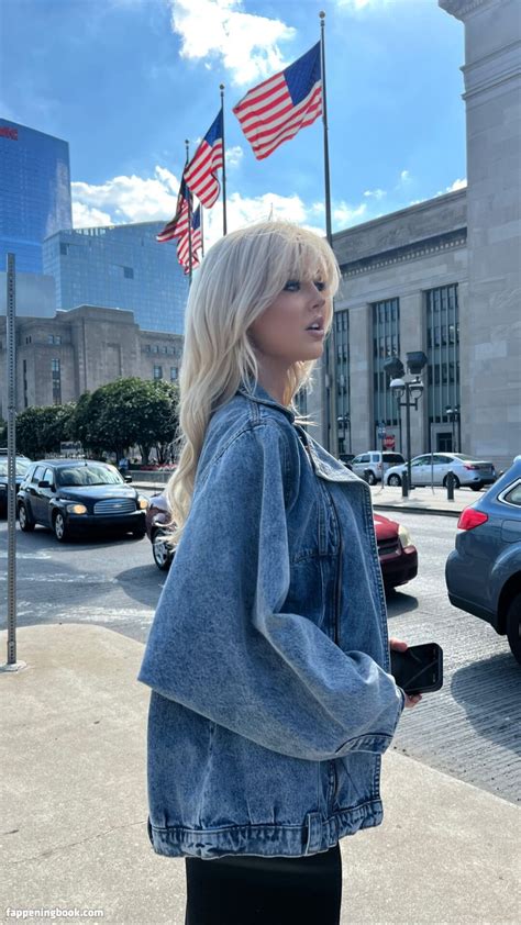 Loren Gray Lorengray Nude Onlyfans Leaks The Fappening Photo Fappeningbook