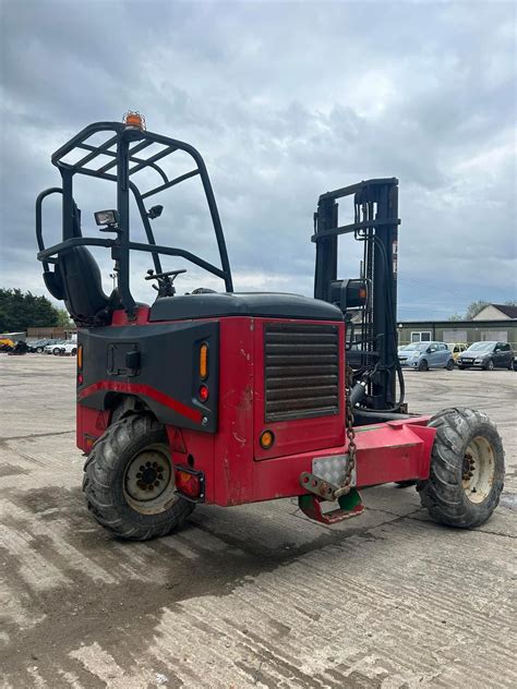 moffett lift truck 10