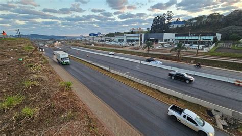 FOTOS 2ª pista do Elevado da Bandeira em Chapecó é liberado