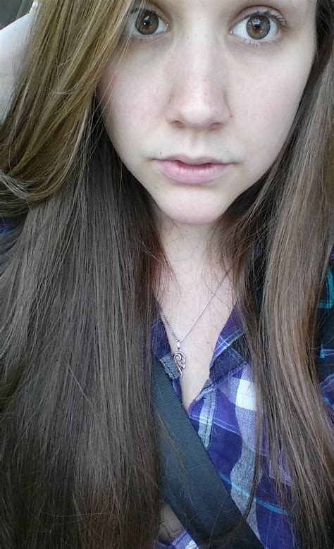 Semester Is At An End Get To Wear Regular Clothes But Still Said Fuck It To Makeup Scrolller