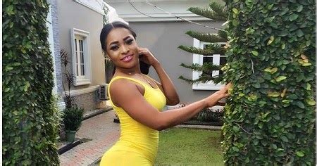 ThankgodsBlog Hot Nigerian Lady Goes Wild In Earth Shaking Twerk Dancewith Big Bum Photos