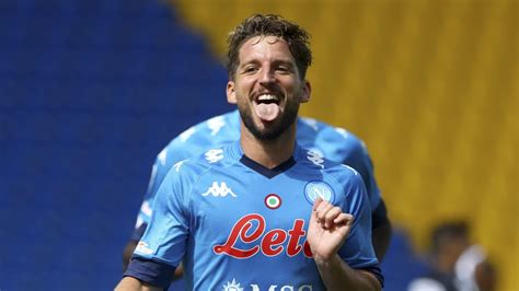 Mertens In Conferenza Osimhen Ha Cambiato Il Modo Di Giocare Del Napoli