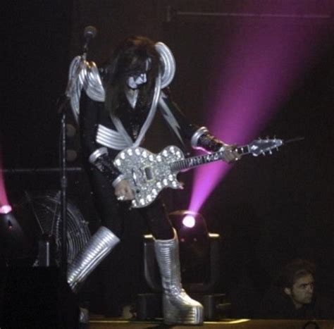 Pin By Lee Thomson On Ace Frehley 1996 2002 Ace Frehley Kiss