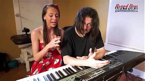 Coed Big Tits Search Xnxx