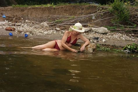 In Bikini Near Marge 23 Pics XHamster