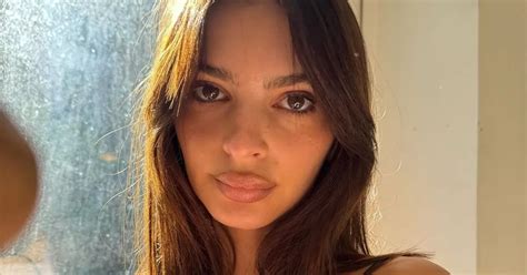 Emily Ratajkowski Strips Naked For Steamy Shower Snap As Fans Say My God Daily Star