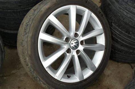 Volkswagen Passat 3c Alloy Wheel 17 Inch Series 2 Wheels Tyres And Rims Gumtree Australia