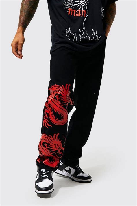 Men's Relaxed Fit Dragon Print Jeans | Boohoo UK