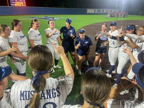 High School Softball Playoffs Kingwood Walks Off Against Katy