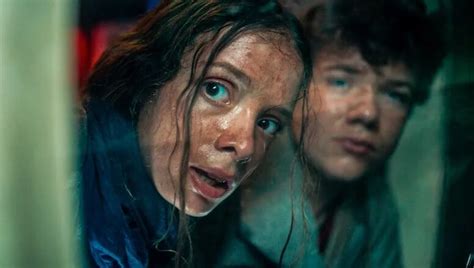 Зрелая женщина радует всех - порно видео HD