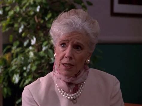 Atriz De Sex And The City Frances Sternhagen Morre Aos Anos