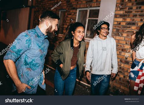 5001 Friends Hanging Out Night Images Stock Photos And Vectors