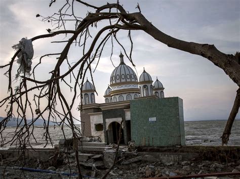 palu indonesia  wallpaper teahubio