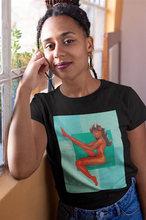 Pinup Art Tee Sexy Nude Tshirt Retro Style T Shirt Vintage Style Naked Pin Up Silk Stockings