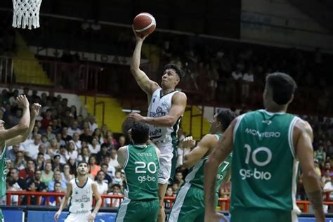 Liga Argentina de Basquetbol Noticias Atenas ganó el duelo de