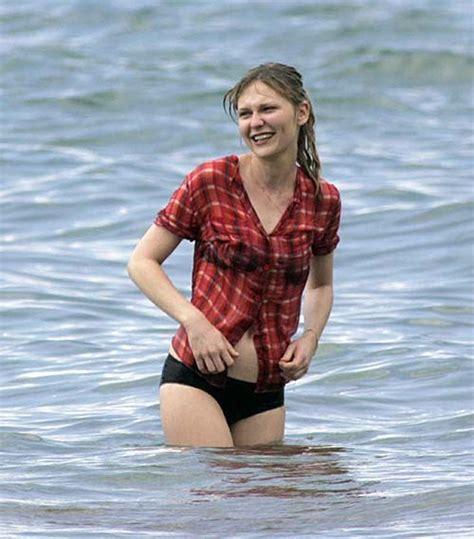 Kirsten Dunst Very Sexy And Hot Bikini And Topless Photos Porn Pictures XXX Photos Sex Images