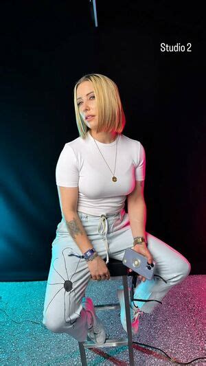 Julia Hardy Leaked Nude Photos And Videos