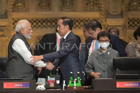 puncak ktt  indonesia antara foto