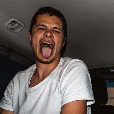 Toby Wallace (@tobywallace__) • Instagram photos and videos