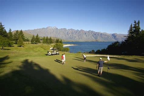 Your Guide To Queenstowns Majestic Golf Courses Queenstown Nz