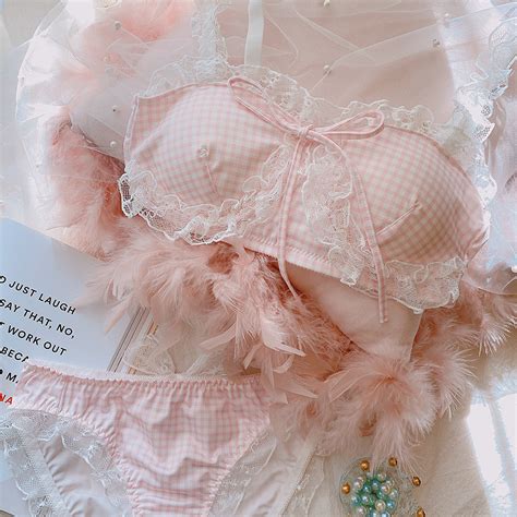 Bra Panties Set Sexy Lattice Youth Girl Wireless Bra Comfort Soft Women Padded Lingerie Small