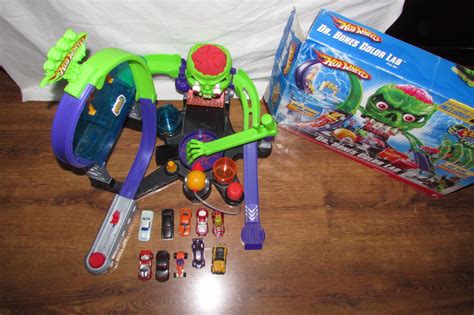 HOT WHEELS DR BONES COLOR LAB SAMOCHODZIKI 7245387197 Oficjalne Archiwum Allegro