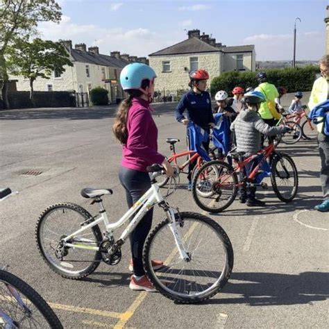 Accrington Peel Park Primary School Class 16