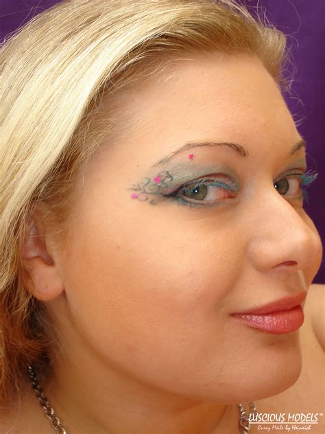 Curvy Blonde Meile Meile Porn Pic