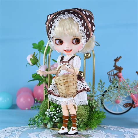 Noelle Premium Custom Neo Blythe Doll With Blonde Hair White Skin