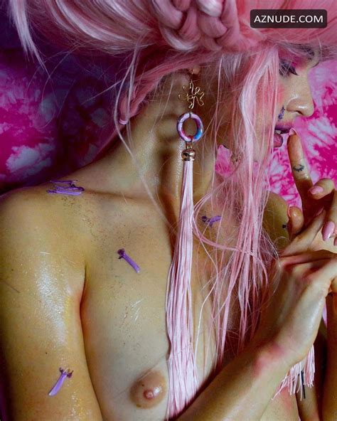 Jess Bush Sexy And Nude Photoshoot Posing Her Alluring Tits And Body