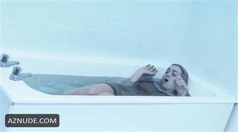 LIZ CASS Nude AZNude