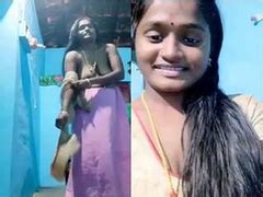 Today Exclusive Horny Hunter Bhabhi Showing Her Boobs And Pussy