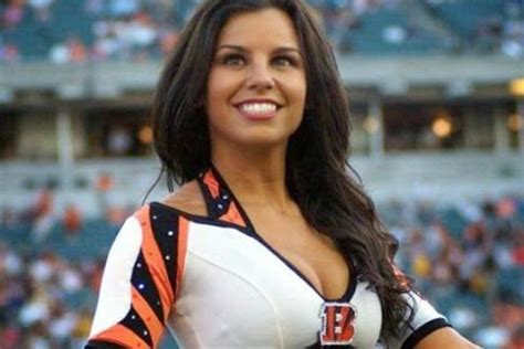 Pin By Jerry Norman On WORLD FAMOUS DENVER BRONCOS CHEERLEADERS Hot