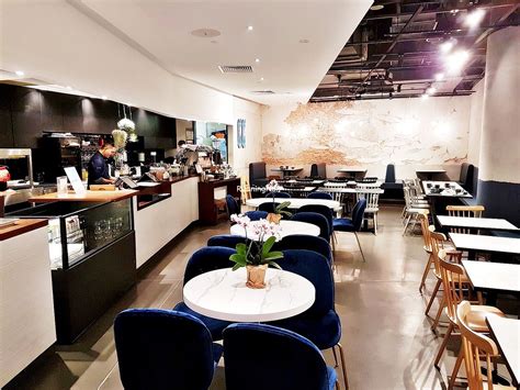 NUDE Seafood Ivan Teh RunningMan